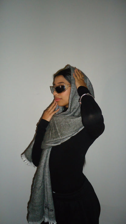 GREY Glimzi Scarf